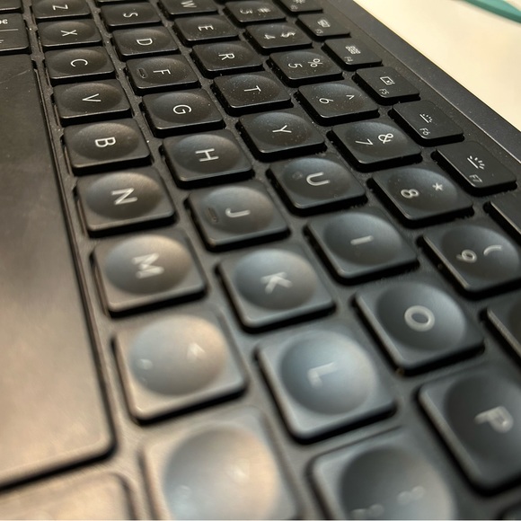 Full Keyboard (USB) - Picture 2 of 3